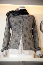 Wintermode-2014 Pailletten als Besatz an Bluse