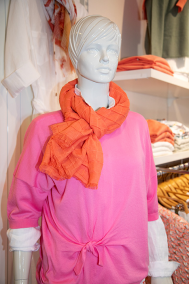 Farbtrend pink ORnage bei Mode mit Stil
