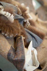 Tweed Kleidungsstücke bei Mode mit Stil Ahaus